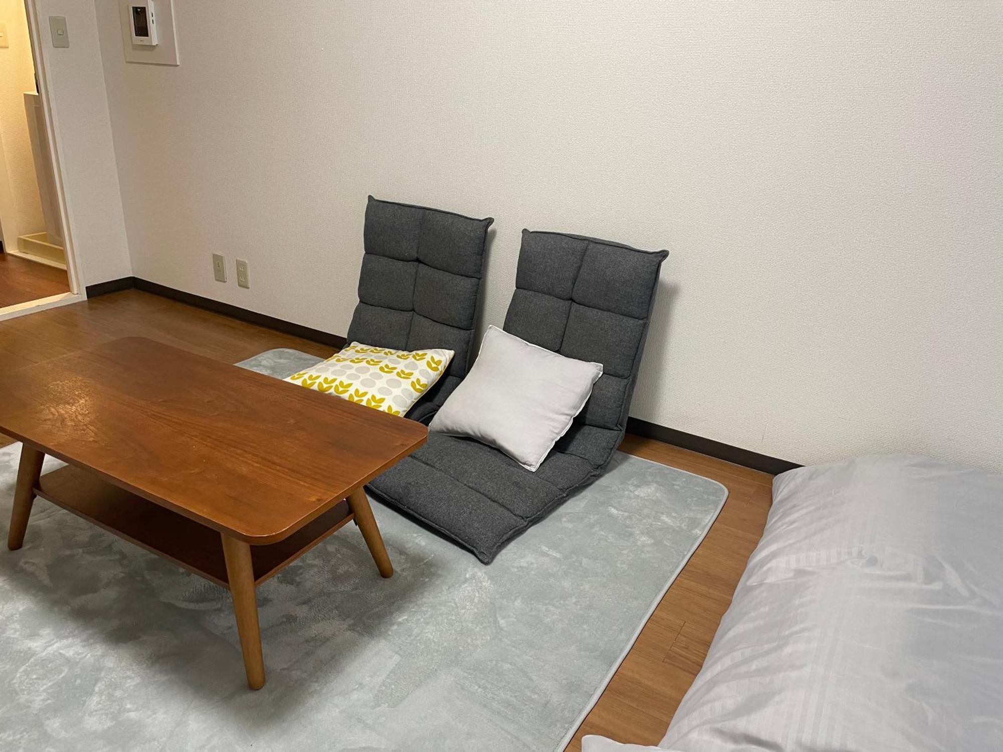 Shinjuku Nakano Palace Apartment *